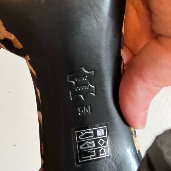 Michael Shannon Lolita Bow Leopard Print Satin Peep Toe High Heel Size 5M - Picture 9 of 10